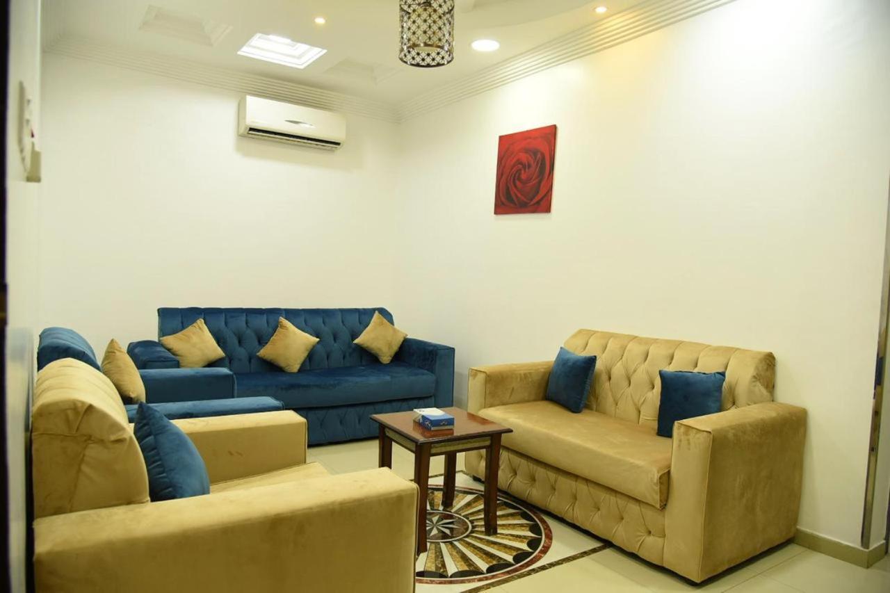 شقق جنان المفروشة Jenaan Apartments Наджран Экстерьер фото